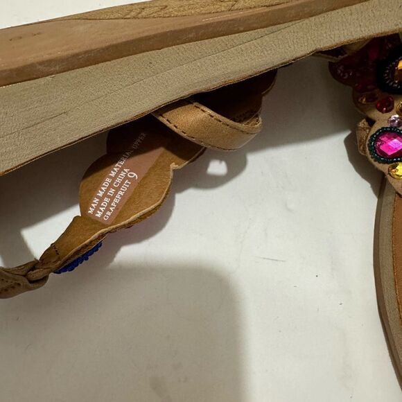 Yellow Box Grapefruit Embellished T-Strap Sandals Size 9 - Picture 8 of 8